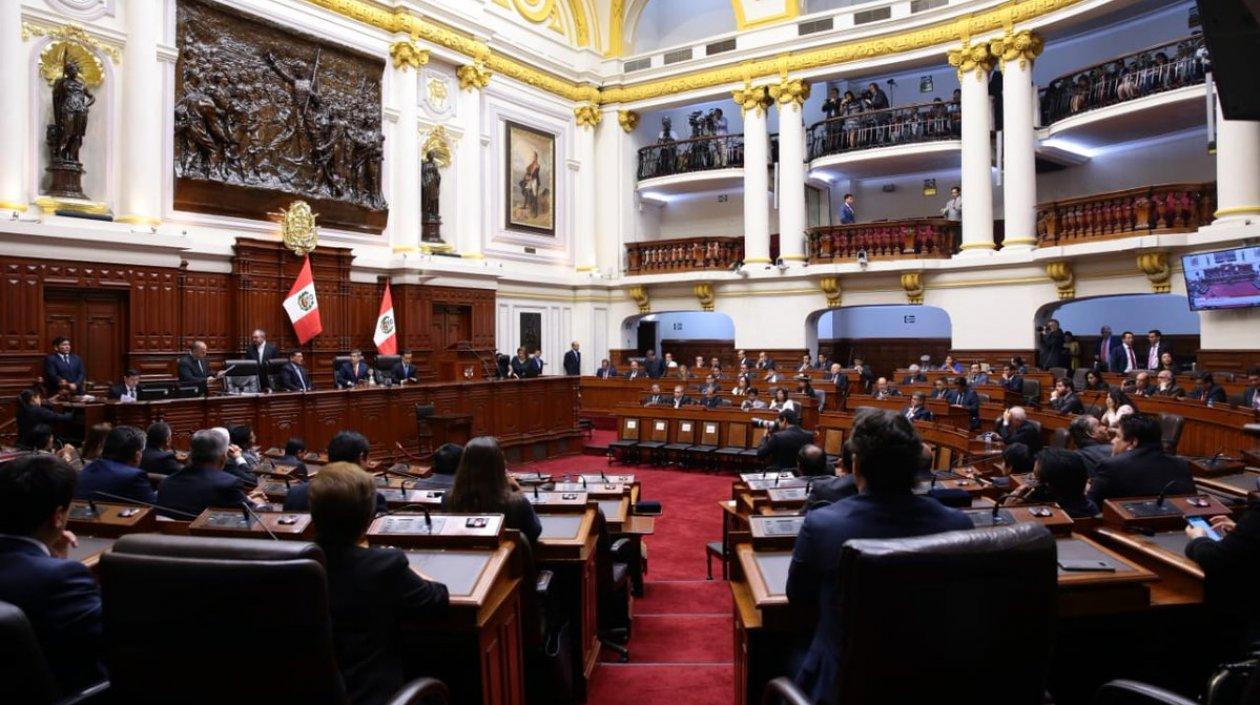 El pleno del Congreso aceptó la renuncia de Pedro Pablo Kuczynski.
