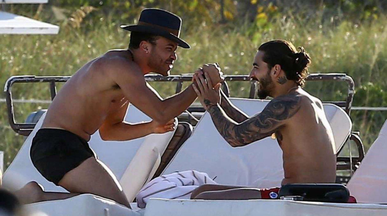 Los cantantes Prince Royce y Maluma.