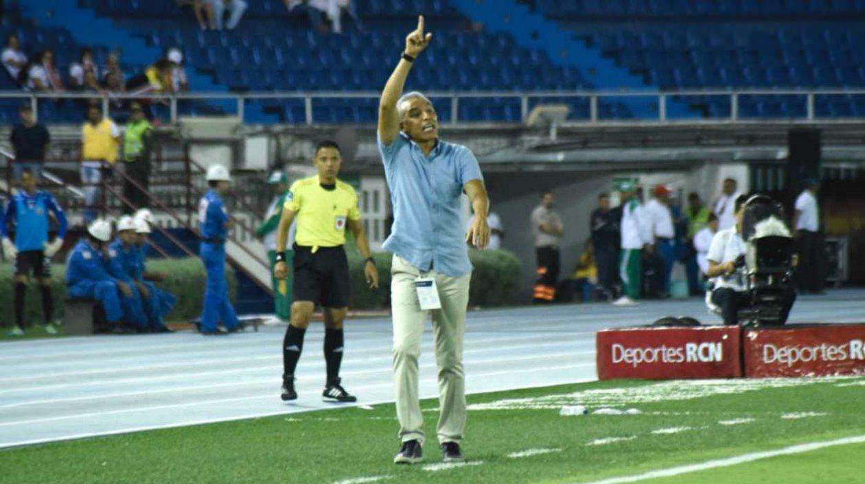 Alexis Mendoza, técnico de Junior. 
