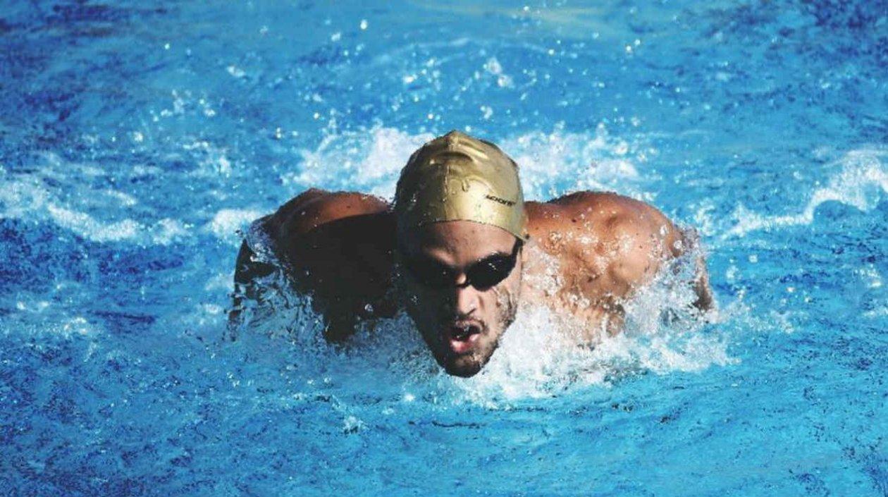 Cardenio Fernández Urueta, nadador del Atlántico. 