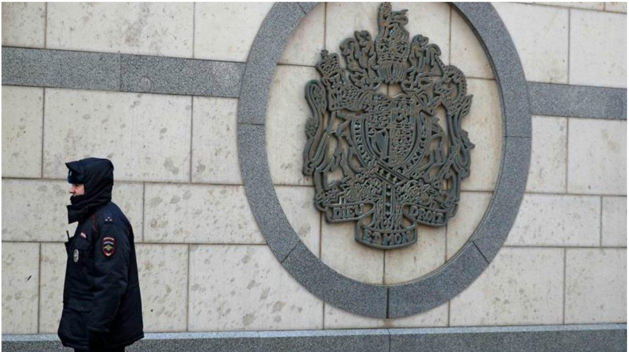 Londres acusó hoy a Moscú de haber almacenado el agente nervioso que envenenó al exespía Serguéi Skripal y a su hija.