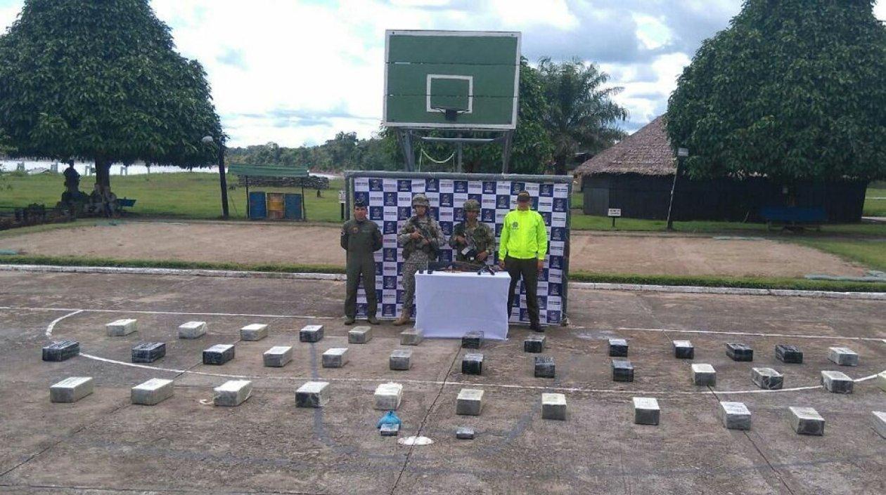 La incautación de la droga fue en operación de la Armada, coordinada con el Ejército, Fuerza Aérez y la Policía.