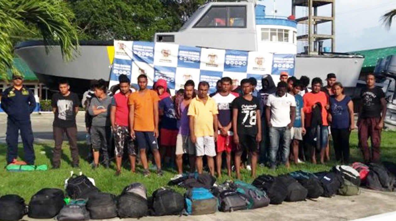 40 inmigrantes ilegales que habían sido abandonado