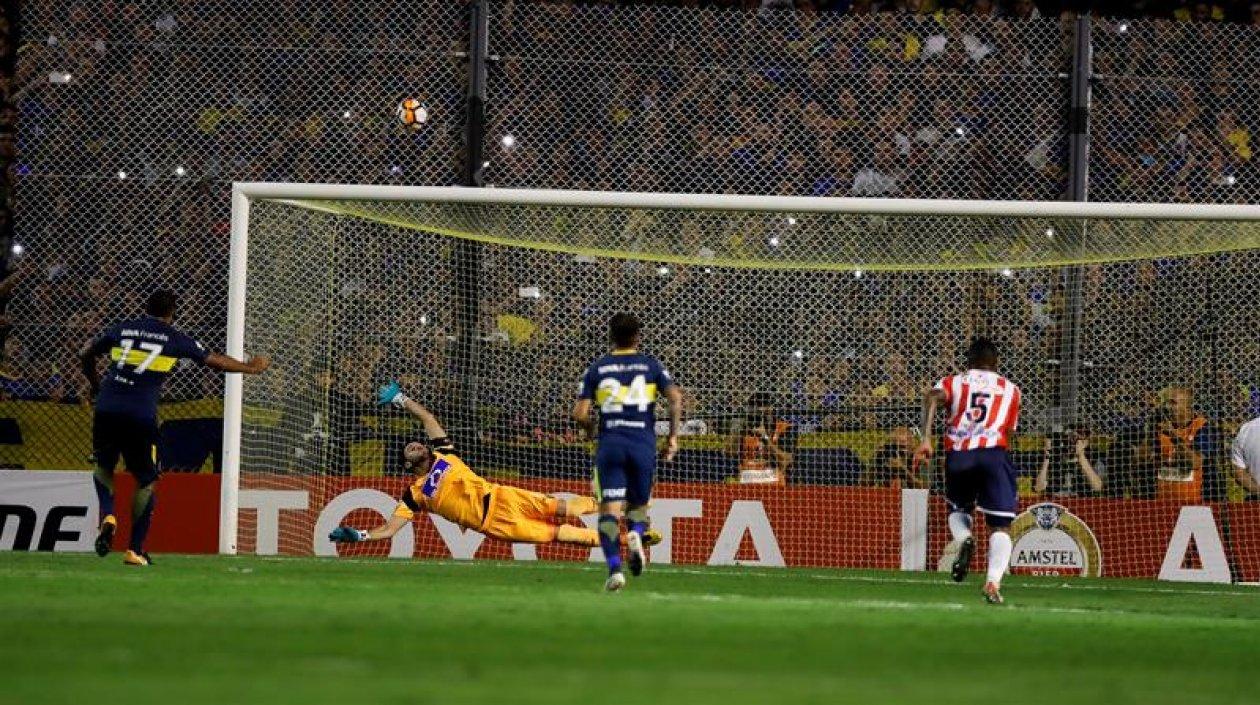 El cobro de tiro penal errado por Ramón Ábila.