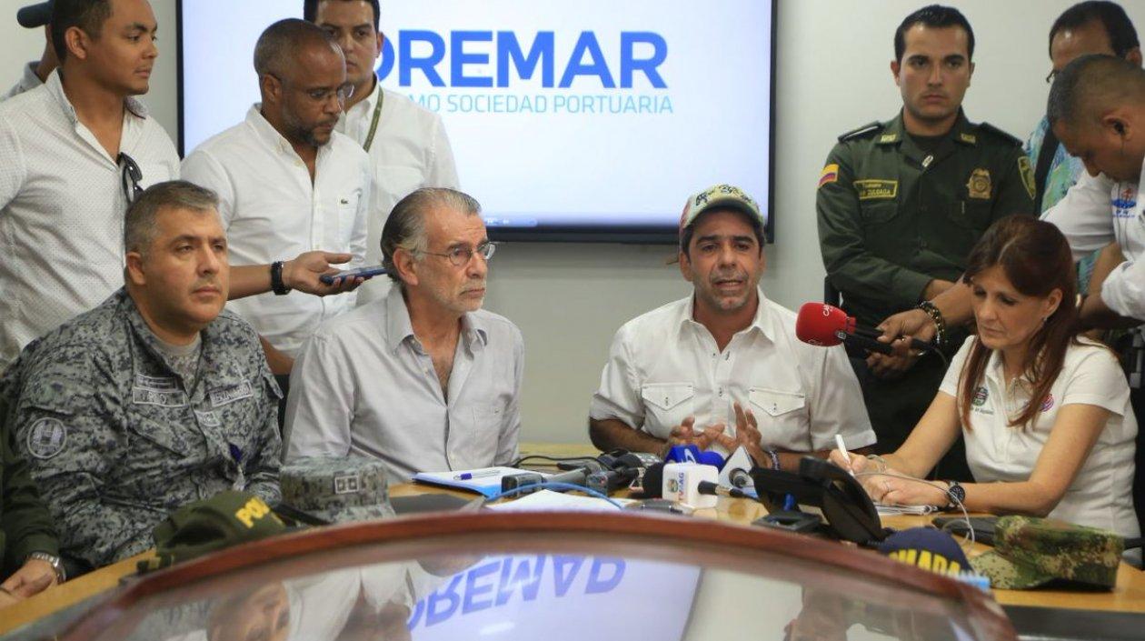 Alcalde Char da declaraciones sobre el tema de las quemas en la isla Salamanca.