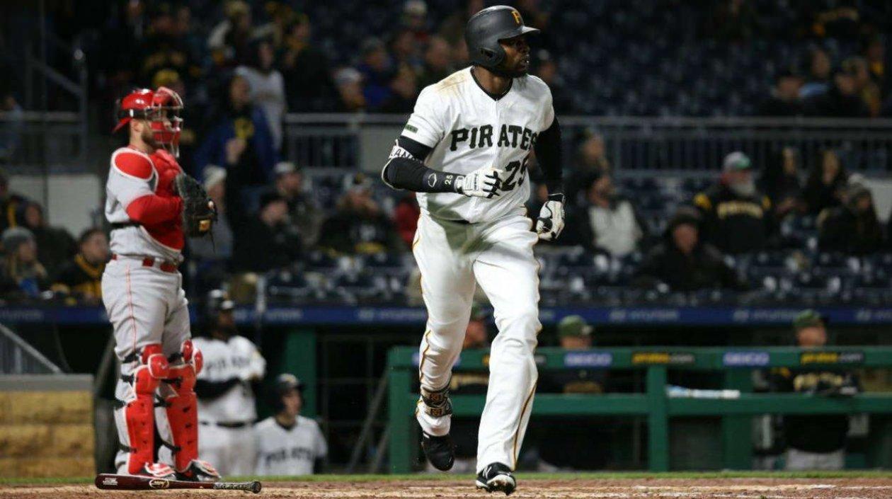 Gregory Polanco conectó un cuadrangular para los Piratas. 