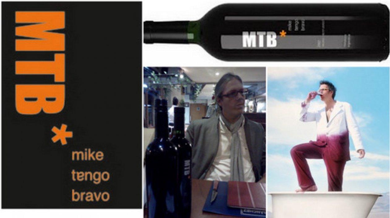 Marca de vinos Mike Tango Bravo.