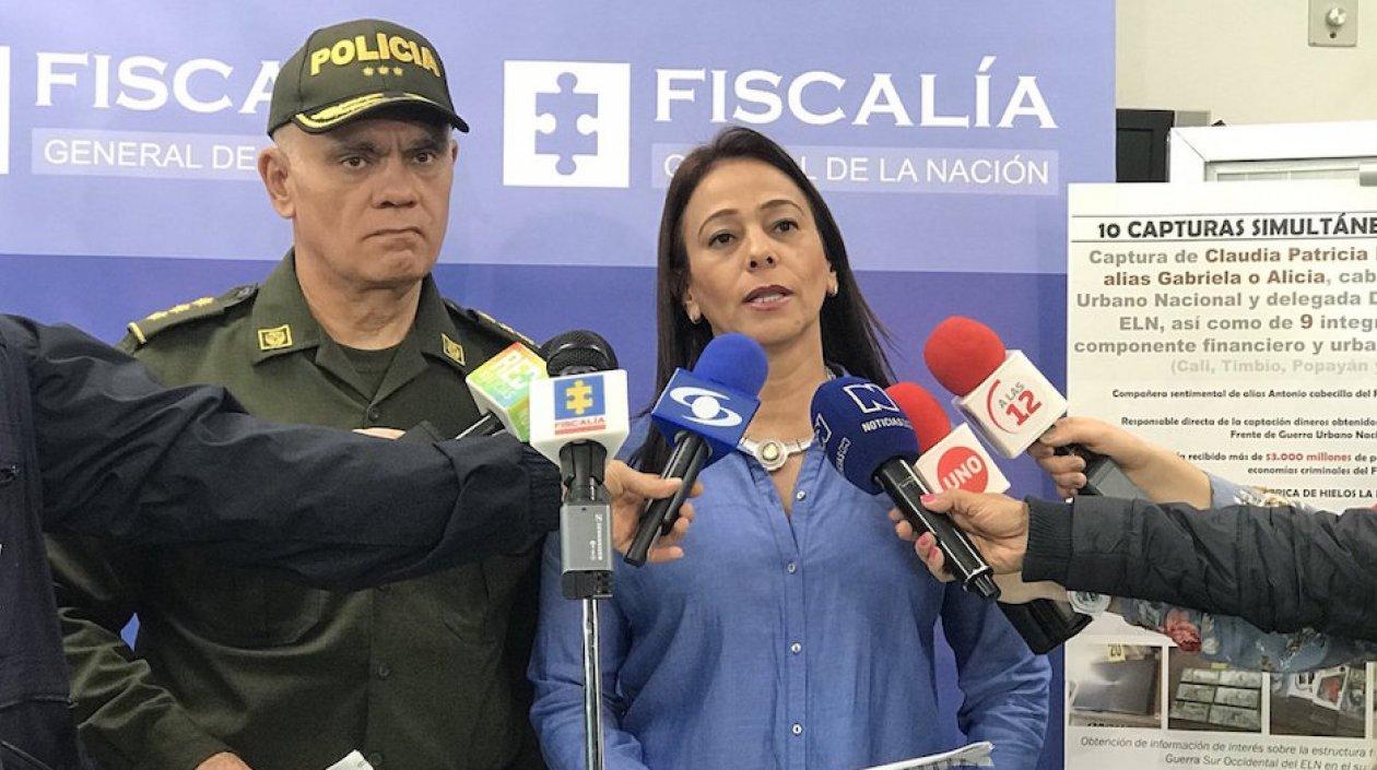 Las autoridades entregando detalles de la operación.