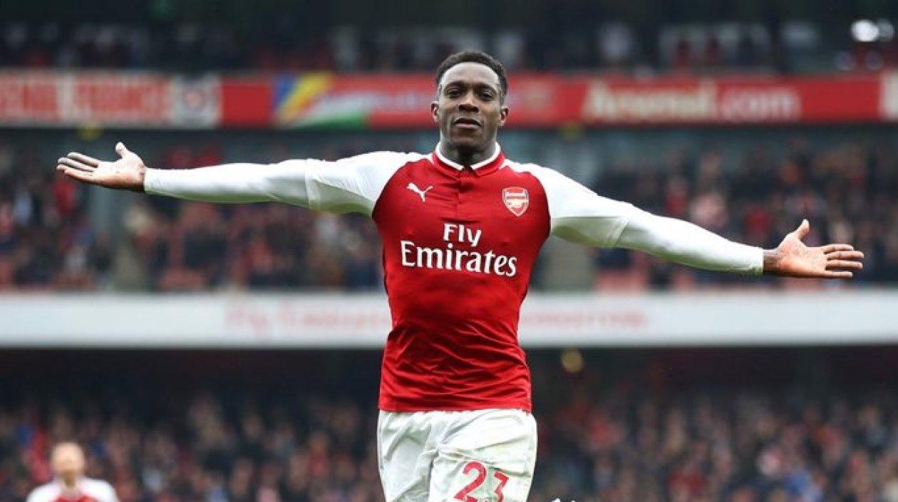 Danny Welbeck celebra una de sus anotaciones. 