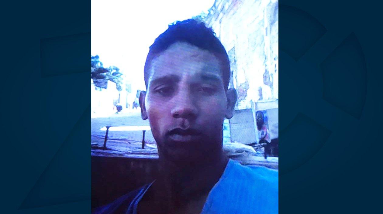 Harry Luis Fuentes Racine.