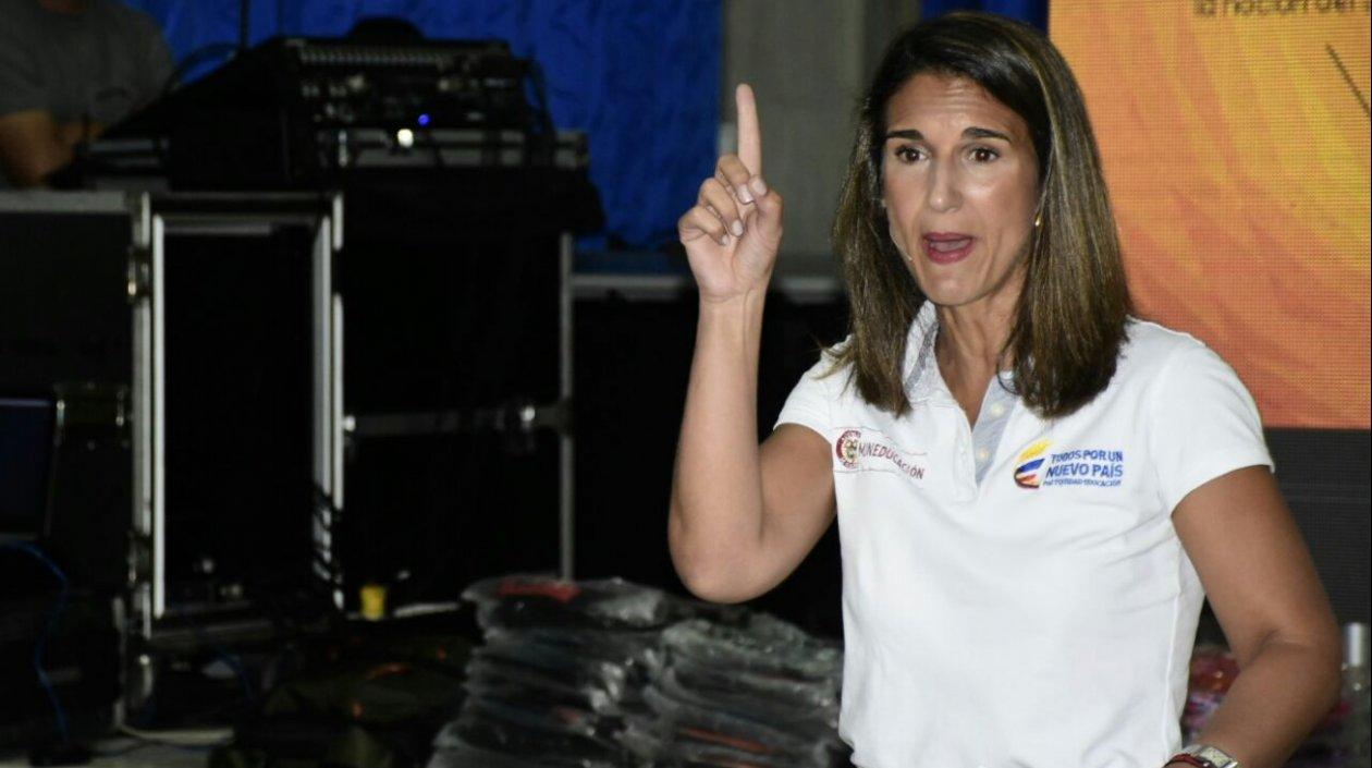 La Ministra de Educación, Yina Giha.