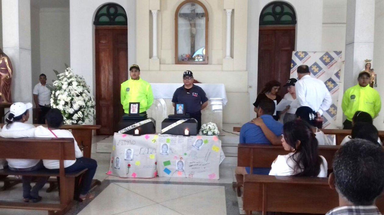 Acto de entrega de los restos óseos.