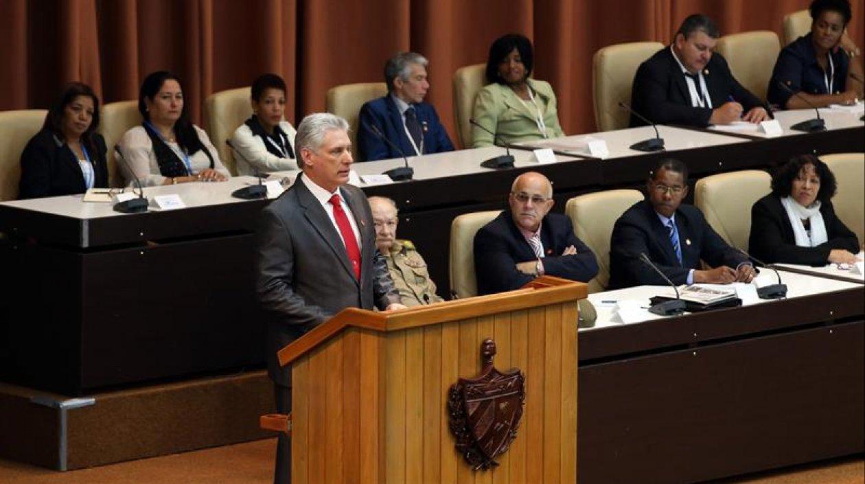 Miguel Díaz Canel. 
