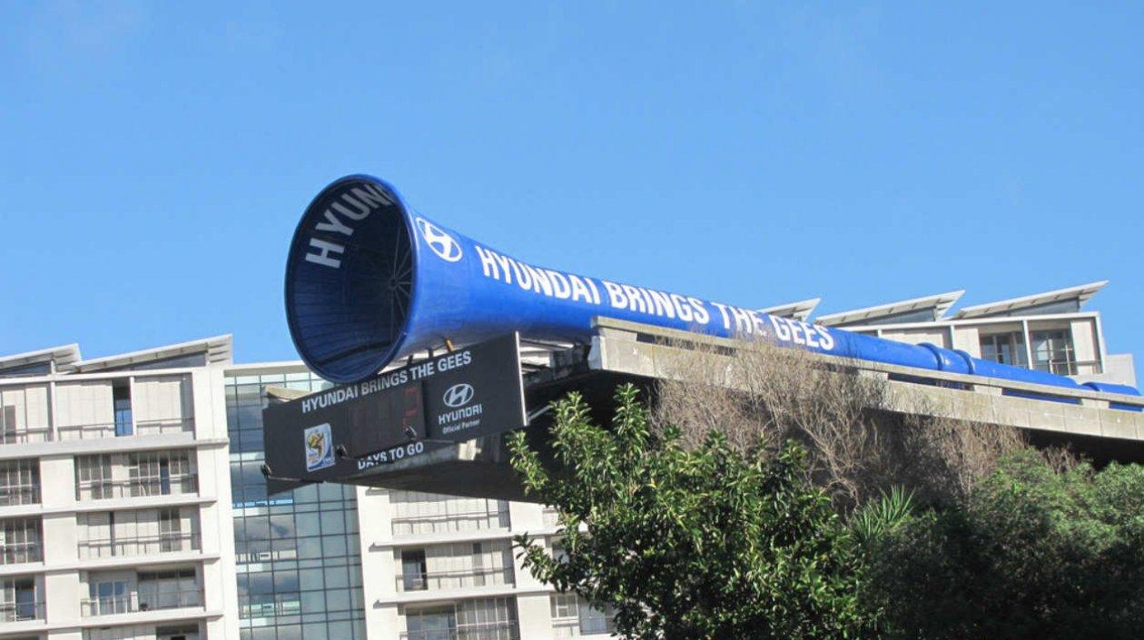 La vuvuzela gigante se parecerá a esta. 