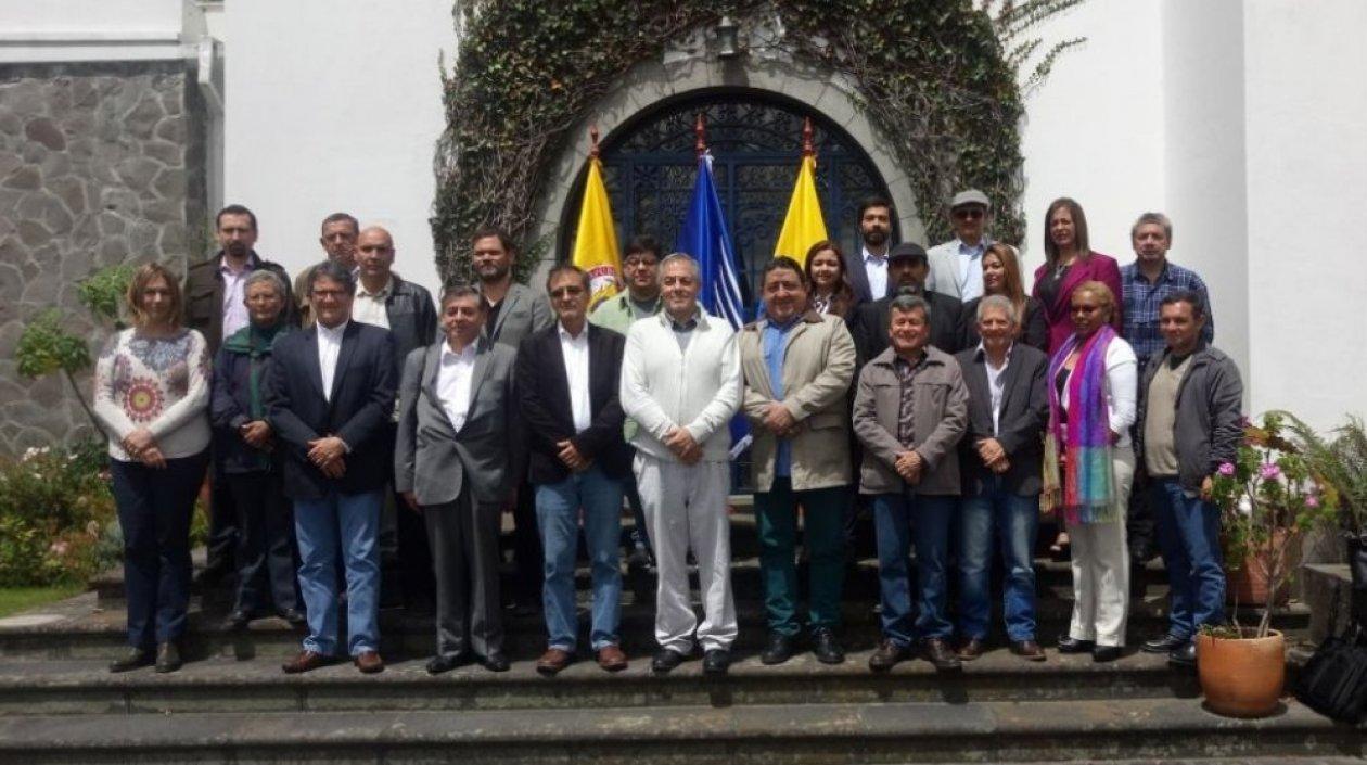 Delegación del Gobierno de Colombia y la guerrilla del ELN en los diálogos.