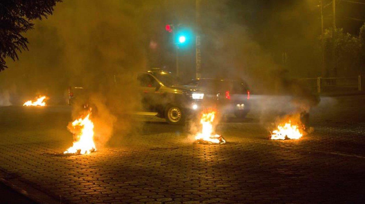 Fuertes disturbios durante la noche del viernes y la madrugada de este sábado.