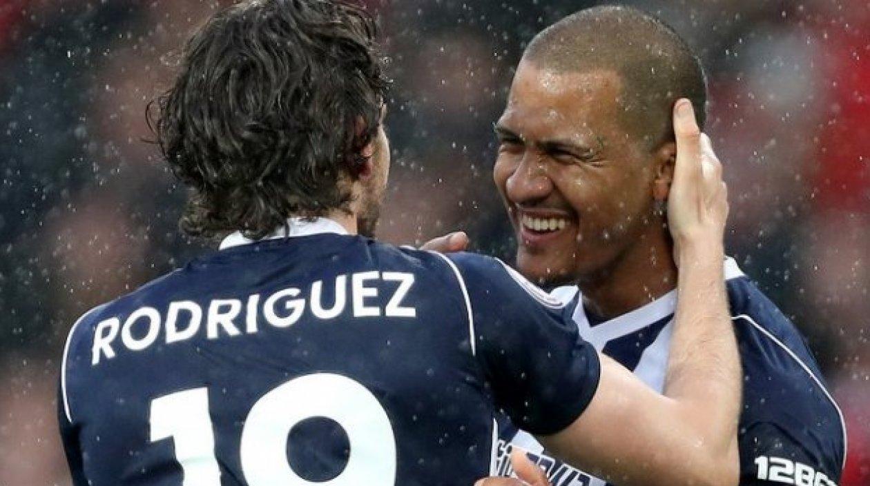 Salomón Rondón festeja su anotación. 