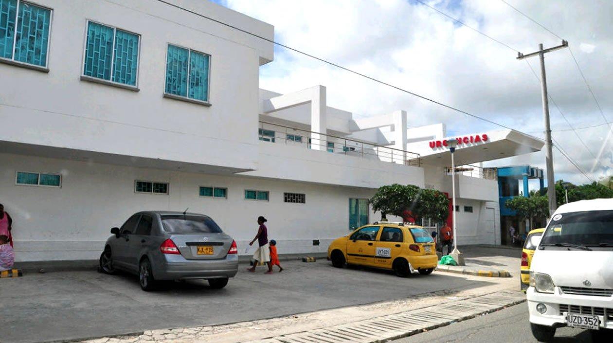 Fachada del Camino del barrio El Bosque.