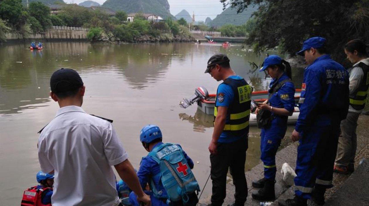 Más de 200 personas participaron en el rescate.