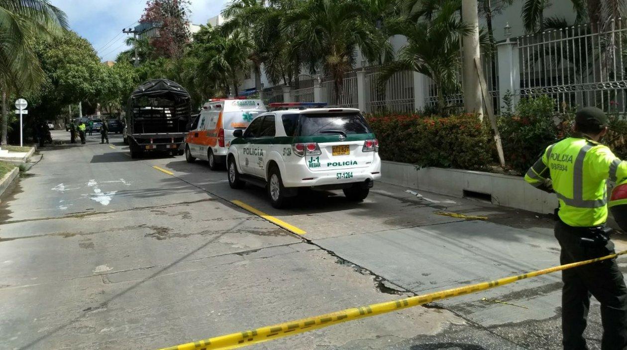 Así se ve el operativo afuera de la casa de Enilce López.