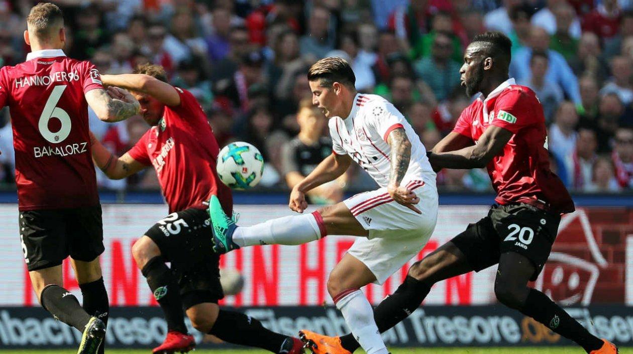 James Rodríguez en un acción de partido. 