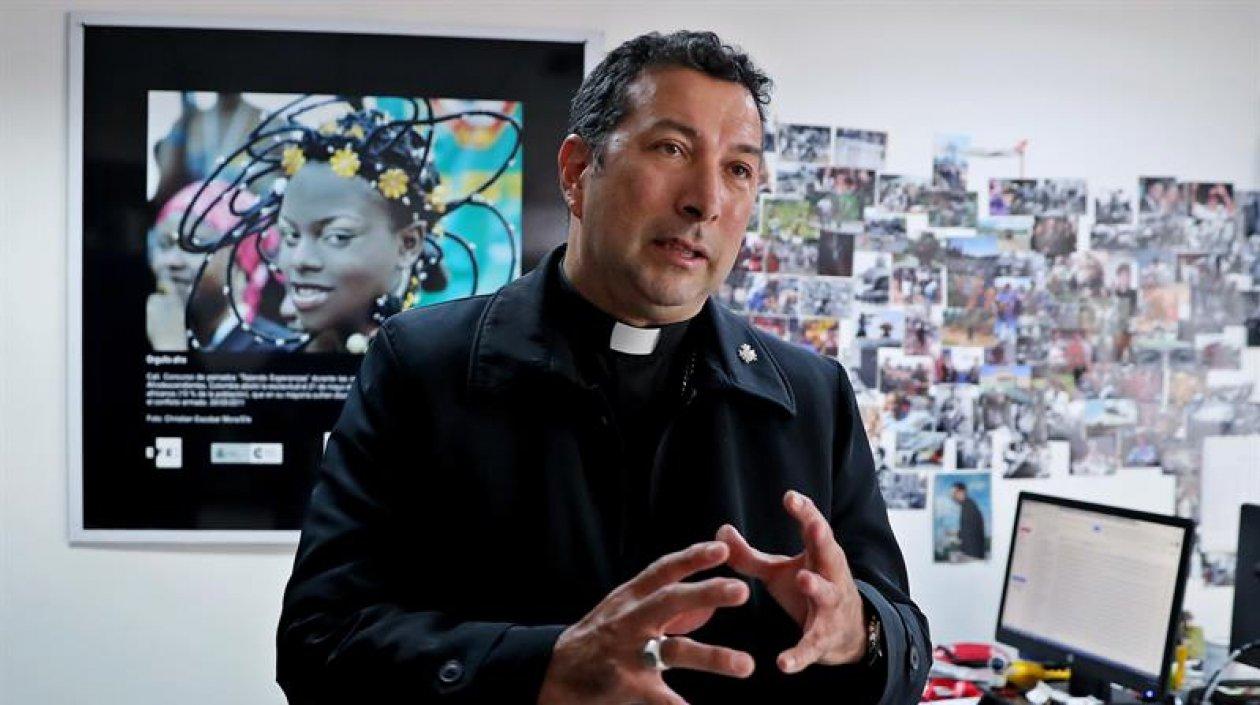 El obispo de Tumaco, Orlando Olave Villanova.