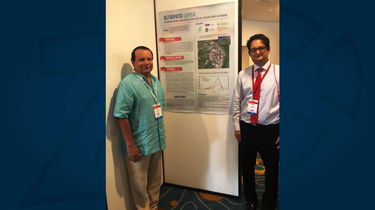 El médico nefrólogo Gustavo Aroca Martínez y el investigador Andrés Cadena Bonfanti. 