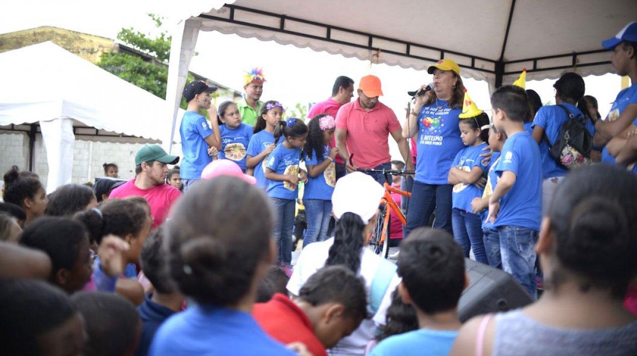 La Primera Gestora Alba Olaya, presidiendo el evento.