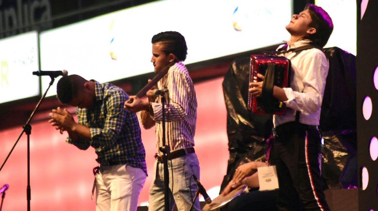 Yerson Robles Peña, Rey Juvenil.