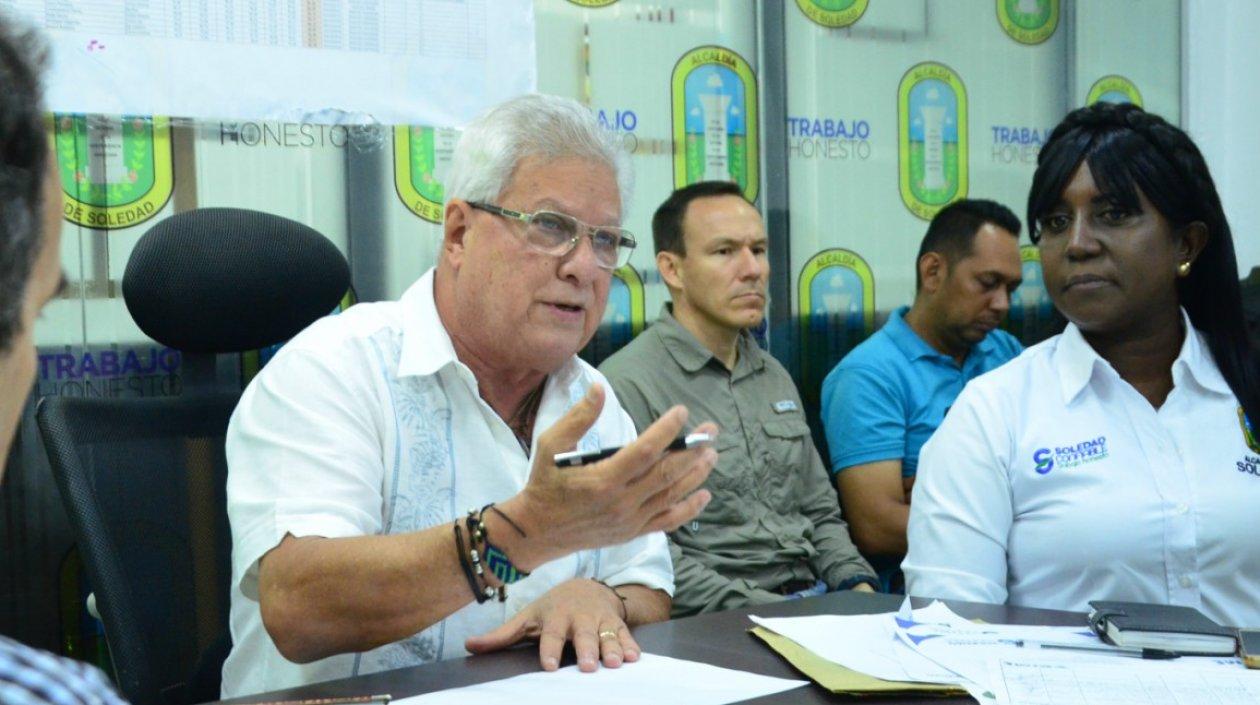 Joao Herrera, alcalde de Soledad, durante el último consejo de seguridad realizado en su municipio.