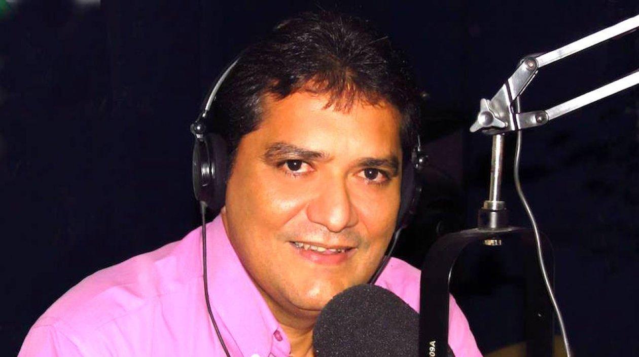 Víctor González, Director de Radio Cultural Uniautónoma 94.1.