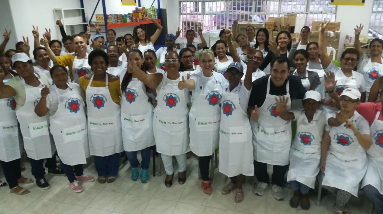 Mujeres del proyecto "Un mar de oportunidades".