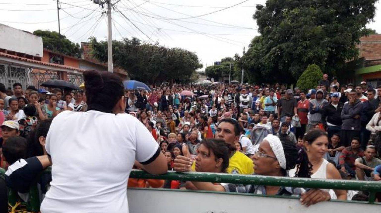 Entrega de bonos en Cúcuta.