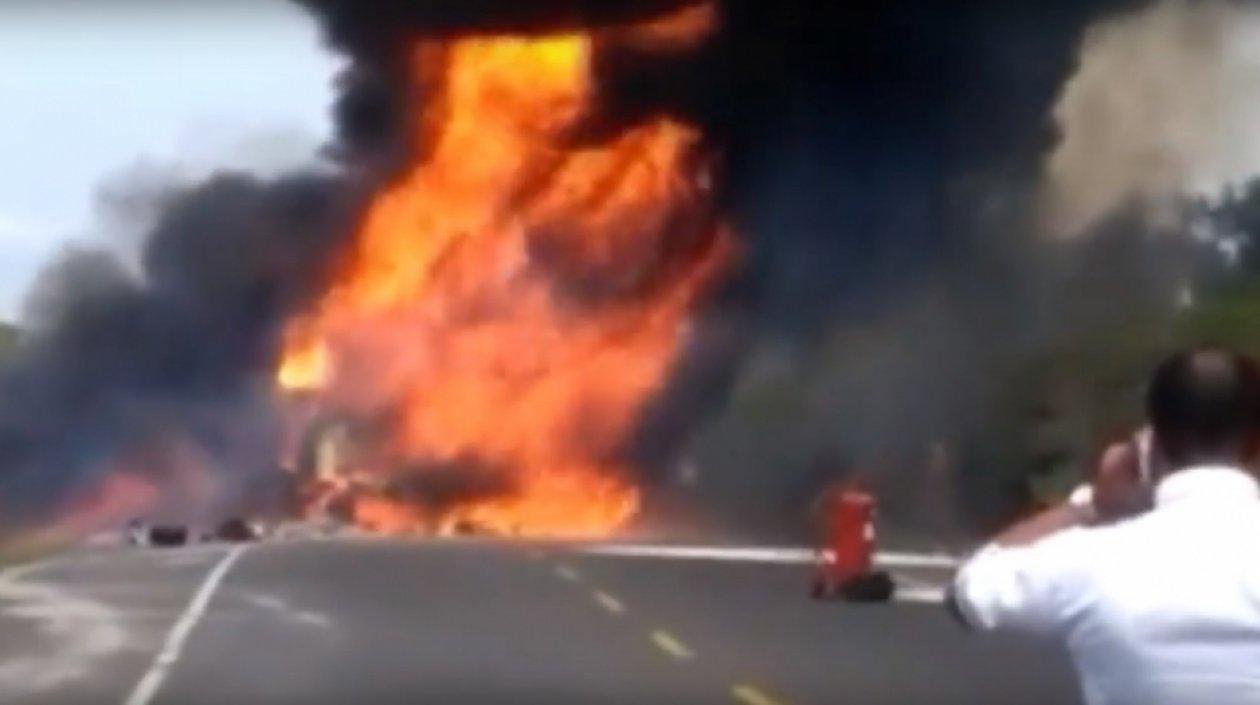 Momento del voraz incendio.