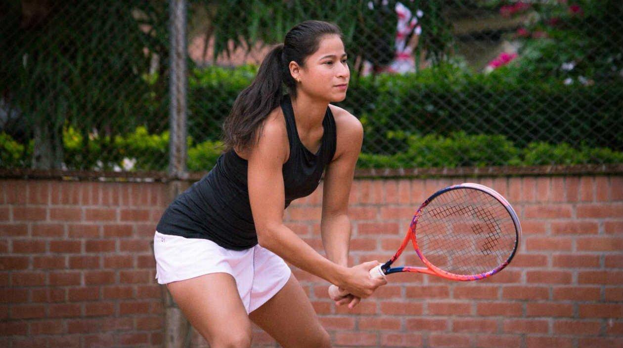 María Fernanda Herazo, tenista barranquillera. 
