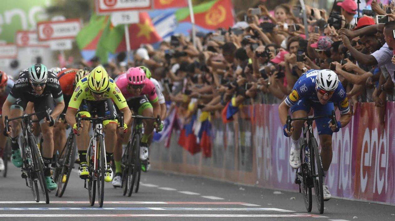 Elia Viviani ganó con este sprint la segunda etapa. 