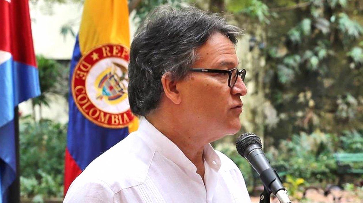 Gustavo Bell Lemus, jefe del equipo negociador con el ELN.