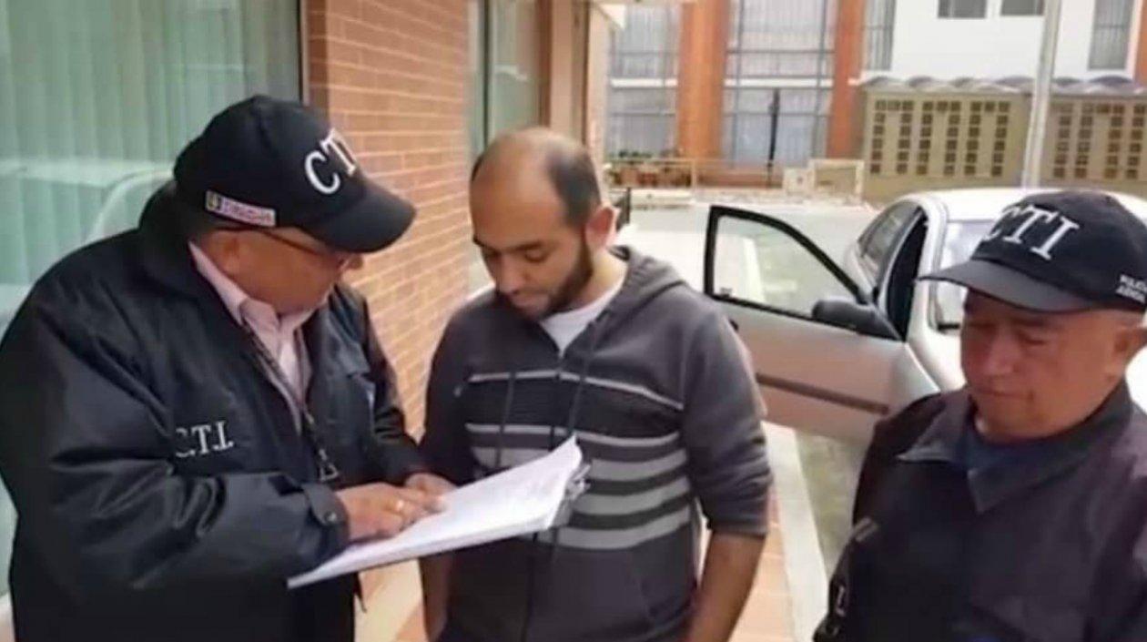 El profesor fue capturado por unidades del CTI de la Fiscalía.