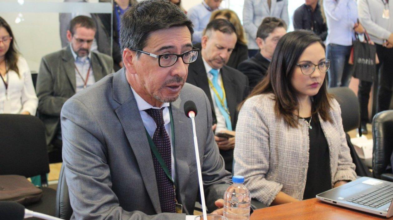 Ricardo Rivas y Yadira Aguagallo.