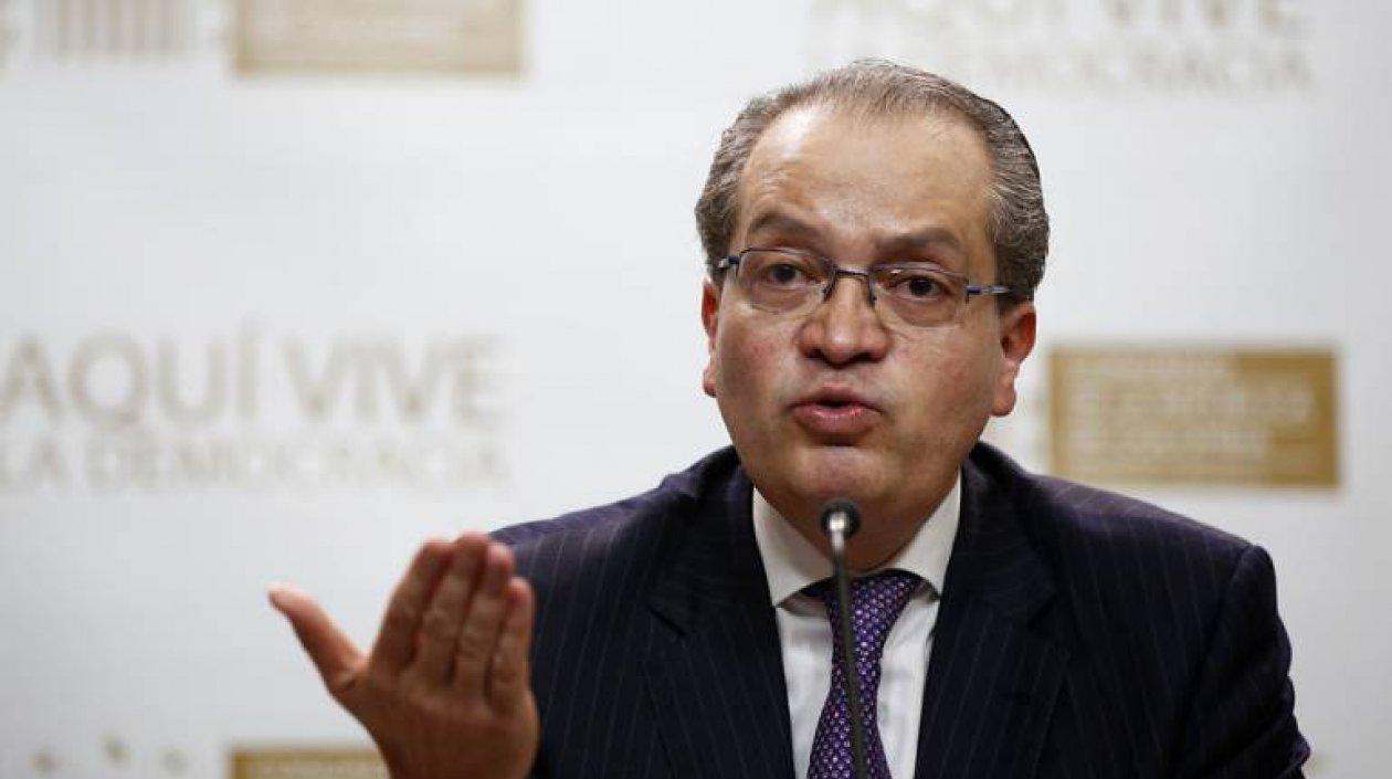 El Procurador Fernando Carrillo.