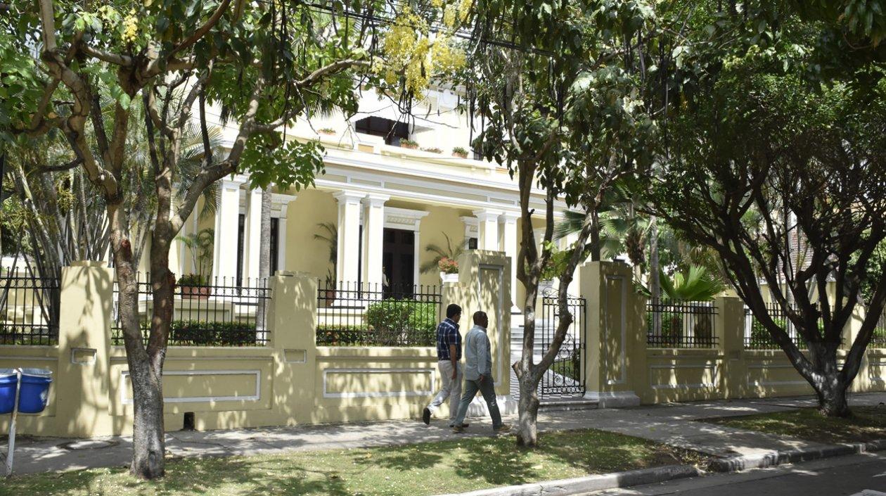 Oficinas administrativas Triple A 