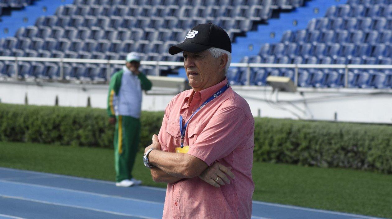 Julio Comesaña, técnico de Junior. 