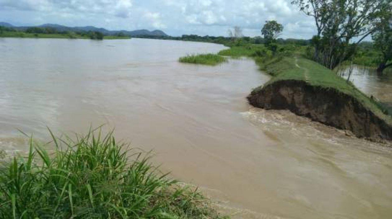 El boquete que provocó el río Cauca. 