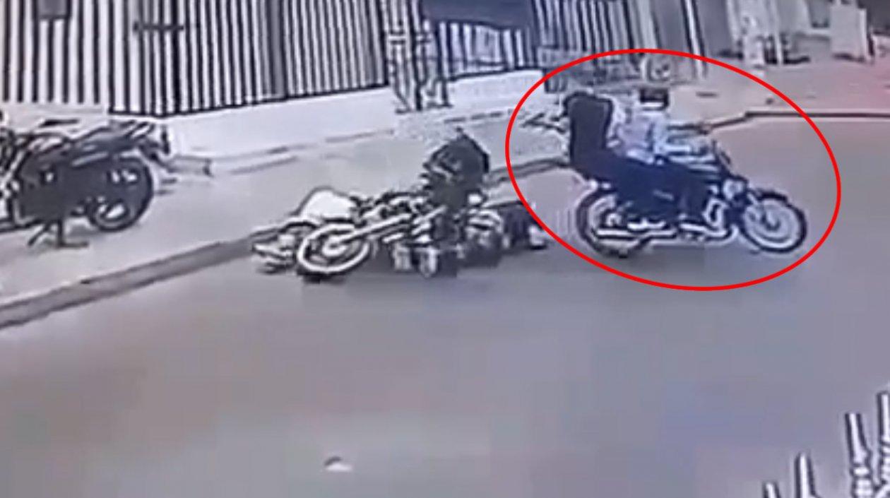 El triple crimen quedó grabado en cámaras de seguridad.