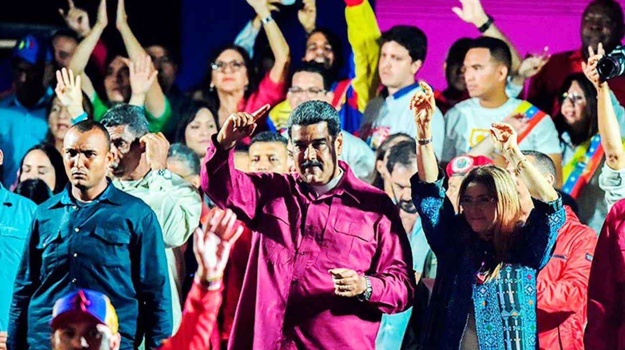 El Presidente Nicolás Maduro celebra su reelección.