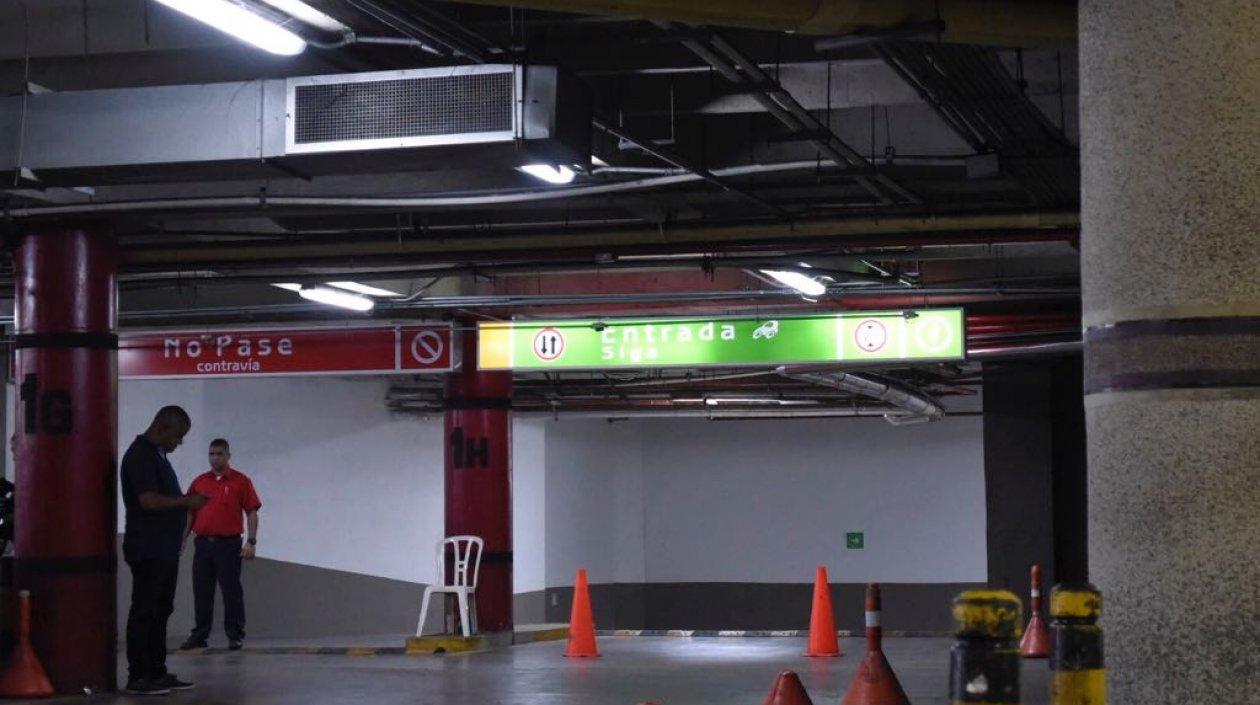 Nuevamente este martes los medios de comunicación llegaron al sitio, pero nadie habló.