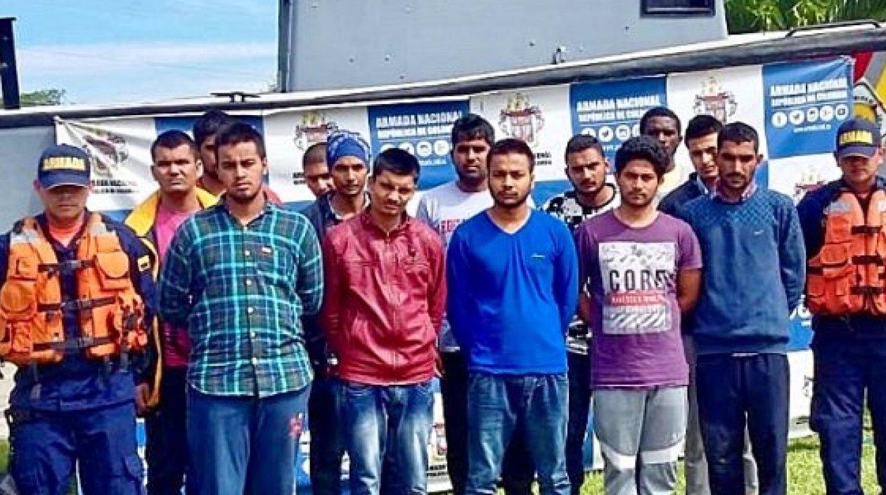 Los inmigrantes rescatados por la Armada en el Urabá.