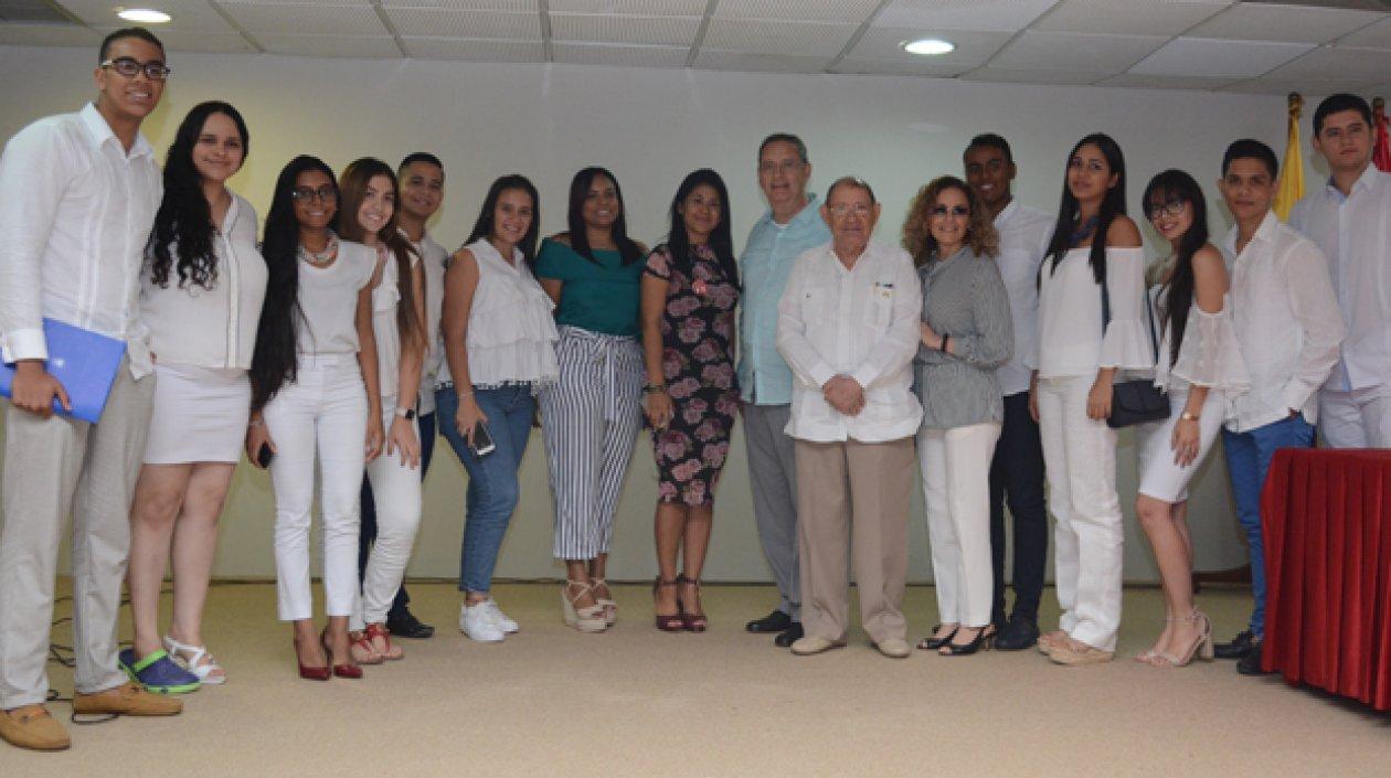 Asistentes, directivas académicas,  ponentes internacionales invitados y demás invitados especiales.