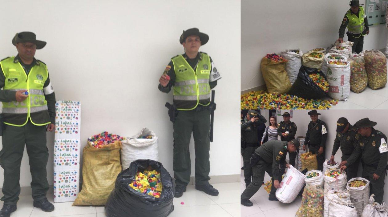 Los sacos con las tapas. 