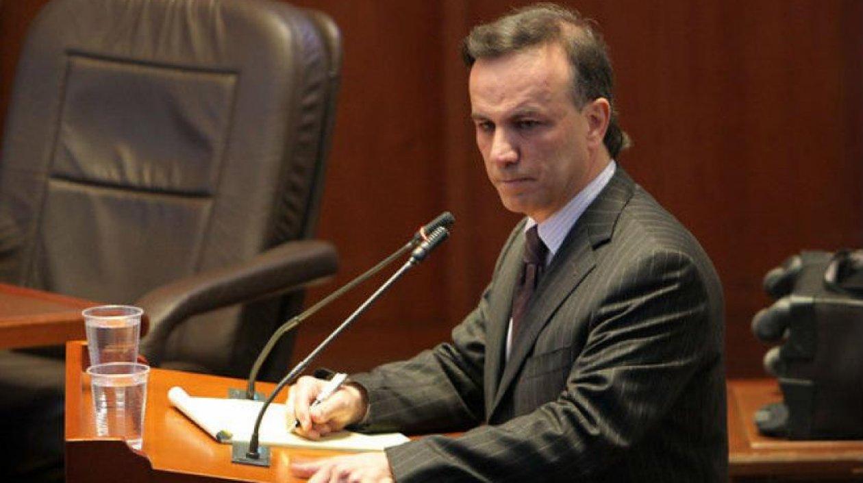  Álvaro Dávila Peña, abogado.